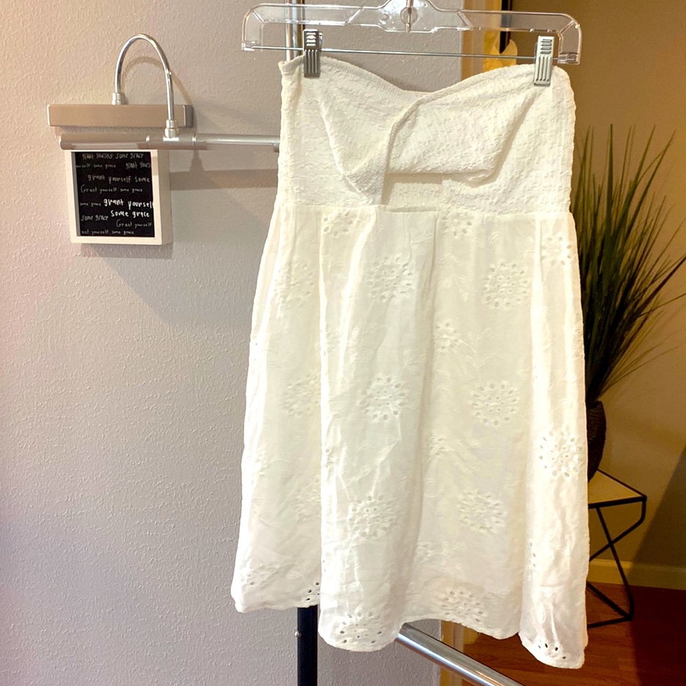 Brand: Canton Walker Collection